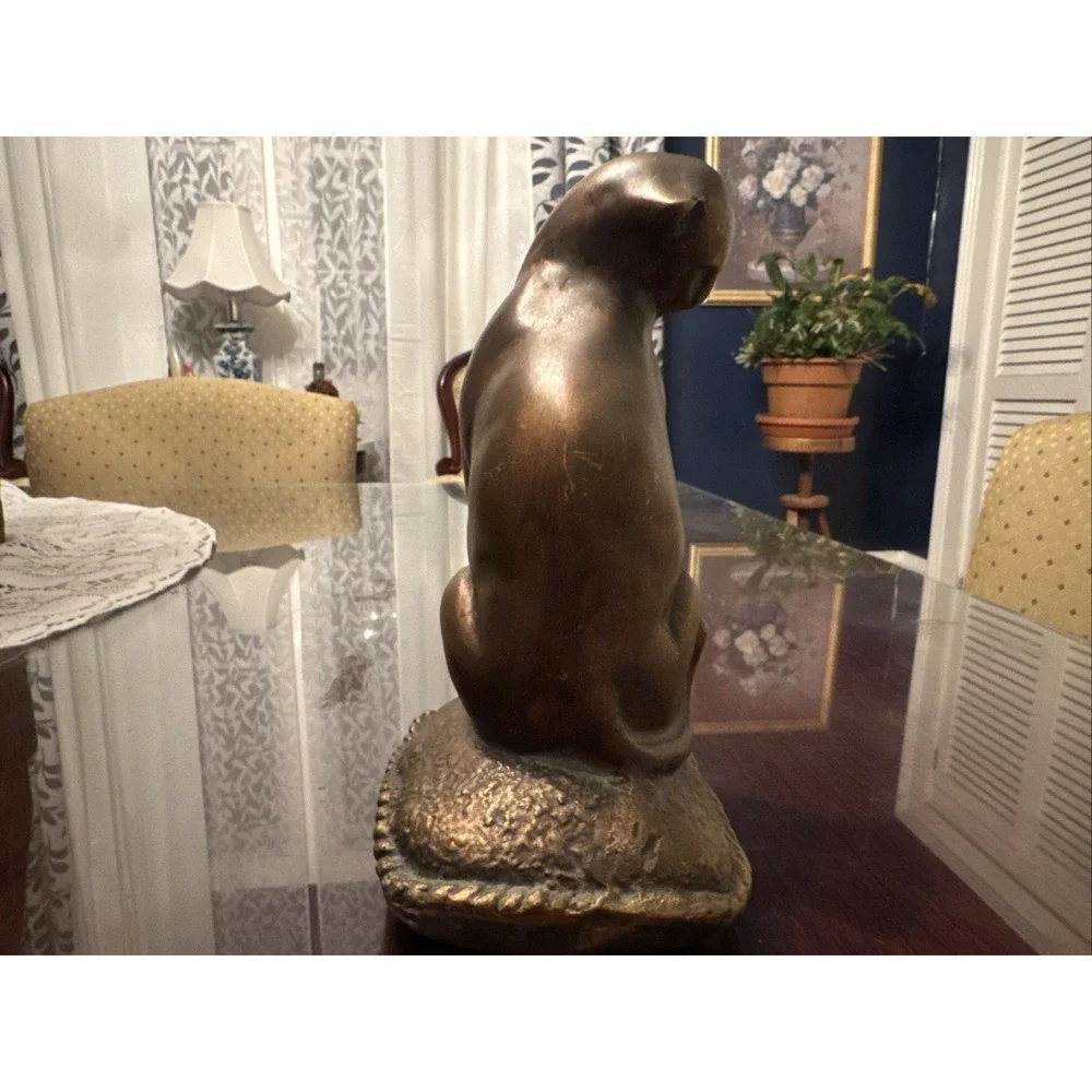 Vintage Bronze-Tone Cat Figurine 8